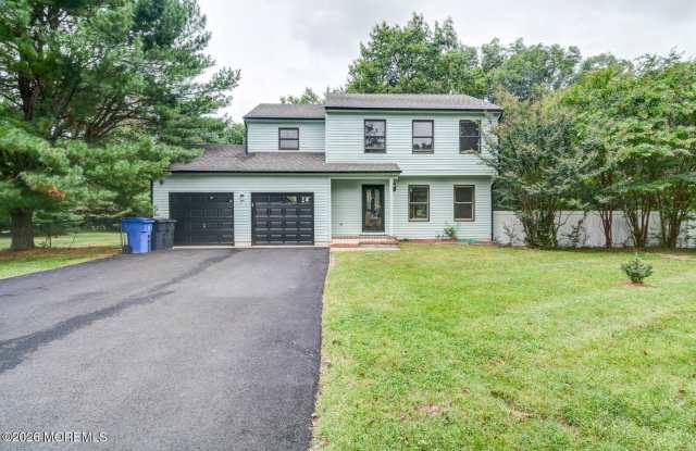 195 Edgemere Court Gallery 2