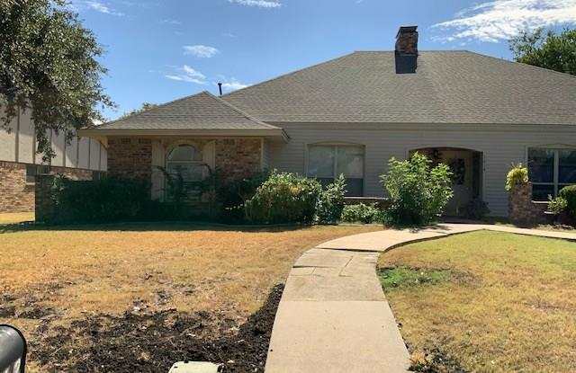 1612 Treehouse Lane - 1612 Treehouse Ln, Plano, TX 75023