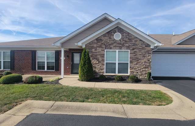 Elegant & spacious 3 bedroom, 2 bathroom condo in Simpsonville Gallery 1
