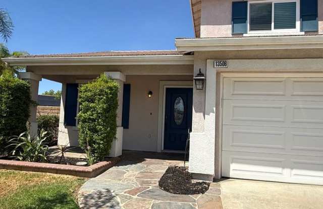 Beautiful 2 story 4 bed/2.5 bath Home in Yucaipa, Ca. Gallery 3