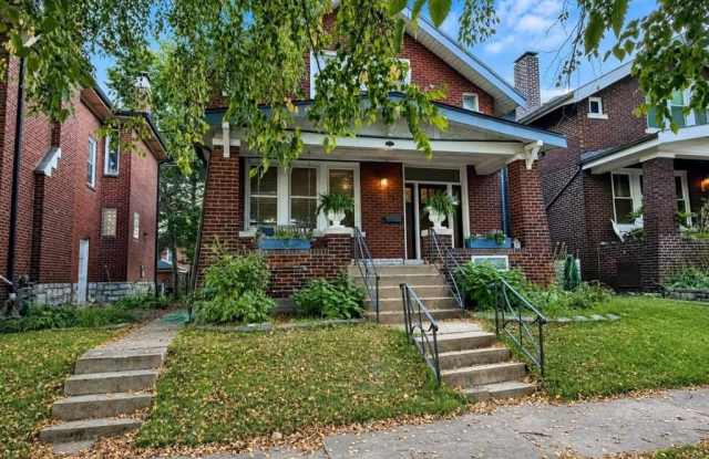 4912 Sutherland Avenue Gallery 2