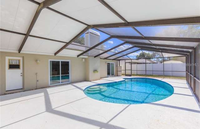 16122 PEBBLEBROOK DRIVE Gallery 4