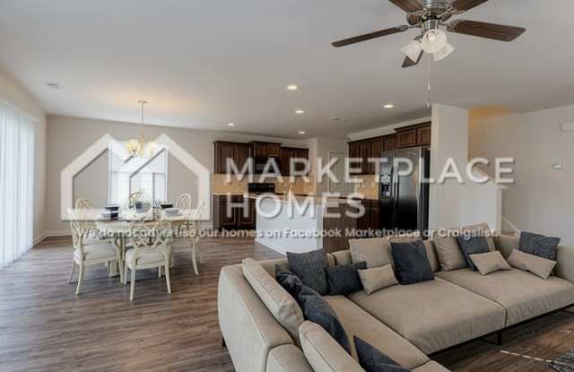 521 Chesser Reserve Way Gallery 2