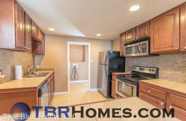 5520 Saulsbury Court Gallery 4