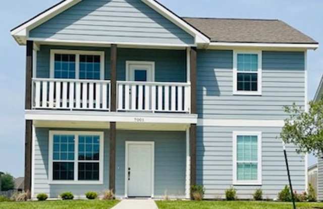 7001 Canter Court photos photos