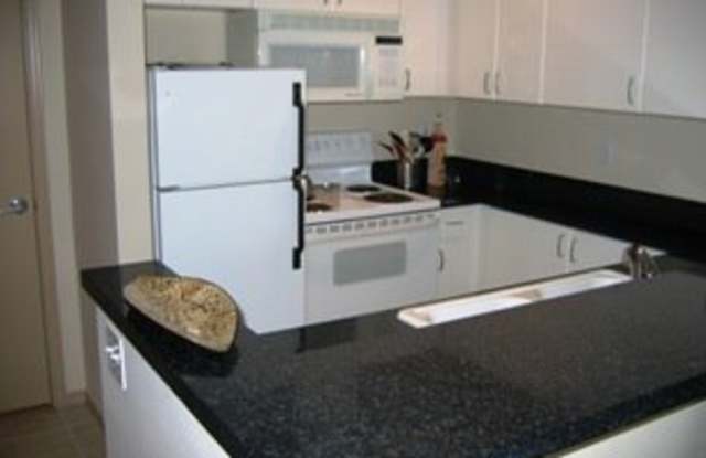 Great Studio Condo unit right between Capitol Hill  Downtown! photos photos