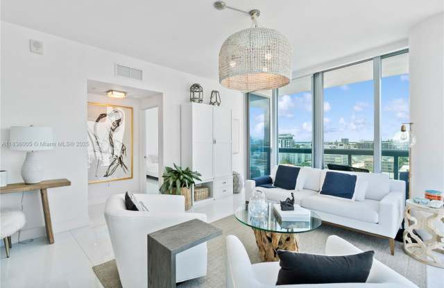 6899 Collins Avenue Gallery 2