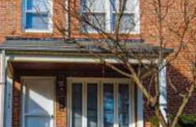 6116 Edlynne Road Gallery 3