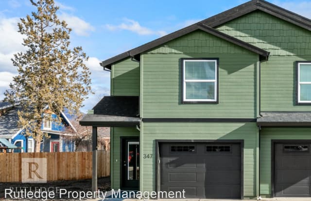 347 Lozier Lane - 347 Lozier Lane, Medford, OR 97501