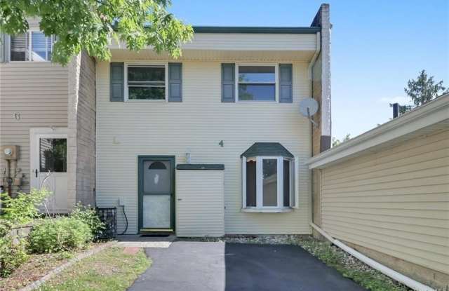 4 Golf Drive - 4 Golf Drive, Florida, NY 10921 4 Golf Drive - 4 Golf Drive, Florida, NY 10921