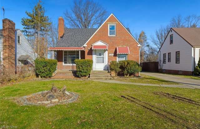 5208 Snow Road - 5208 Snow Road, Parma, OH 44134