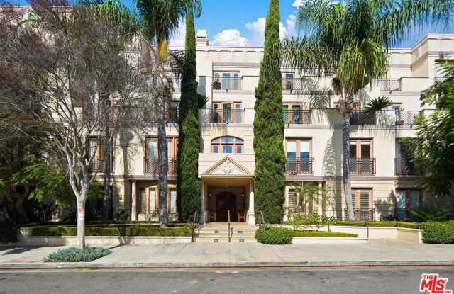 137 S Spalding Dr - 137 South Spalding Drive, Beverly Hills, CA 90212