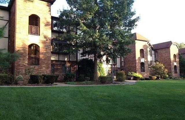 112 Hawthorne Avenue photos photos