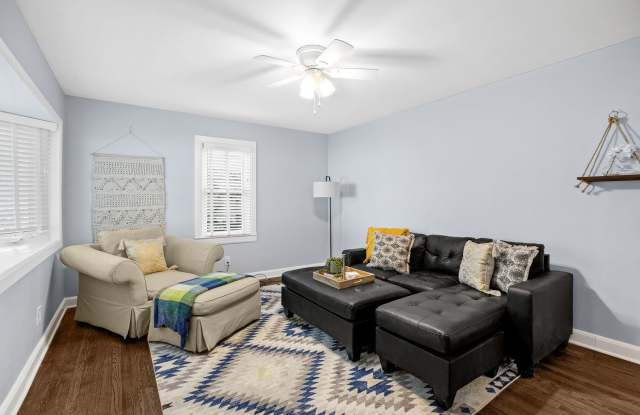 Fully Furnished 2-Bedroom Mid-Term Rental with Utilities Included Gallery 3