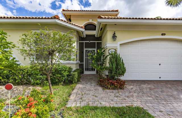2312 Curley Cut Gallery 3