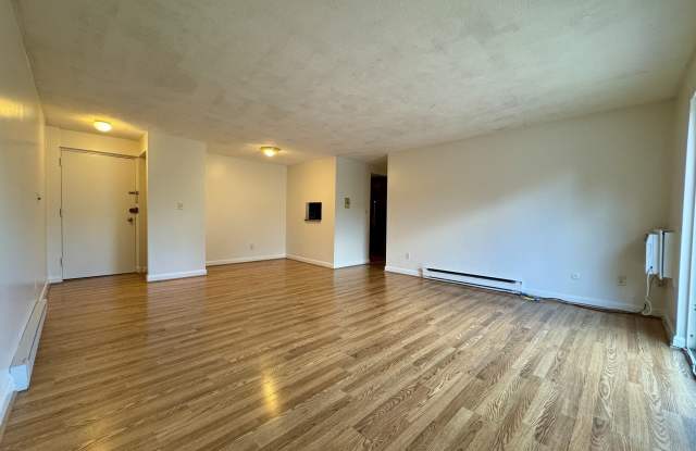 96 Fountain Ln Gallery 4