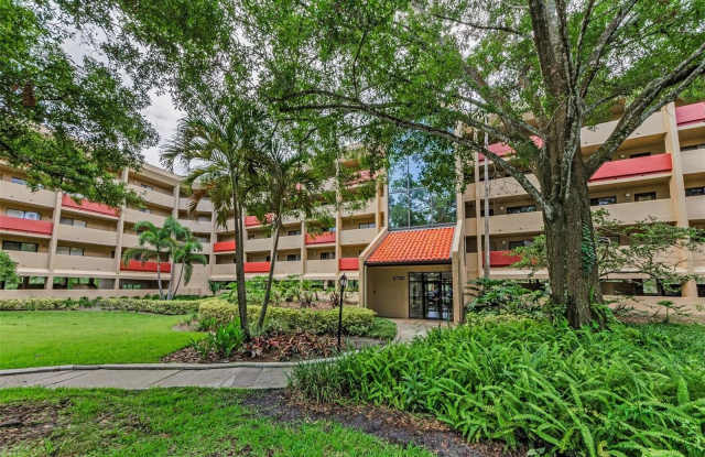 3062 EASTLAND BOULEVARD photos photos