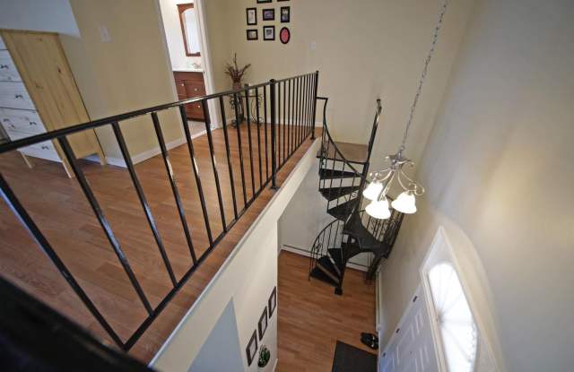 Royal Oak Estates photos photos