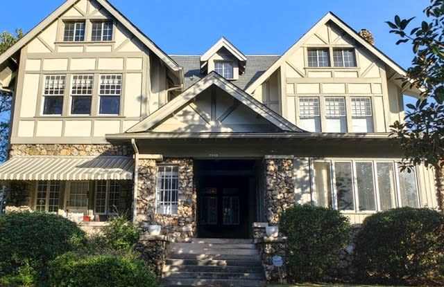 THOMPSON HOUSE photos photos THOMPSON HOUSE photos photos