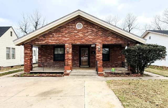Spacious 3-Bedroom Home in South OKC! photos photos