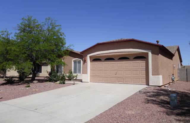 NW (Silverbell and Continental Reserve) 3 bedroom, 2 bath house with a/c garage and fenced yard! photos photos