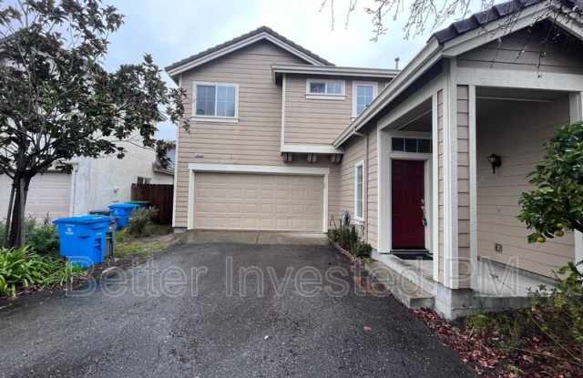 1429 Woodside Circle - 1429 Woodside Circle, Petaluma, CA 94954
