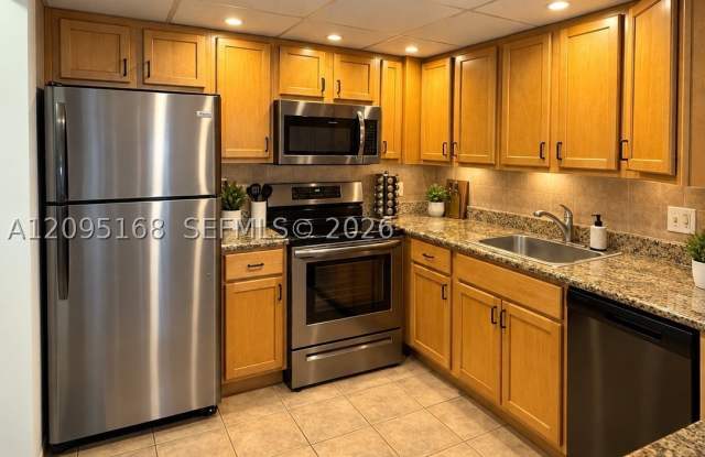 610 Tennis Club Dr Gallery 1
