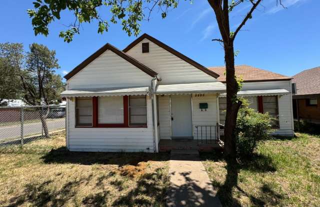 2301 25th Street - 2301 25th Street, Lubbock, TX 79411