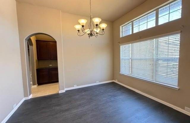 4964 Grinstein Drive Gallery 4