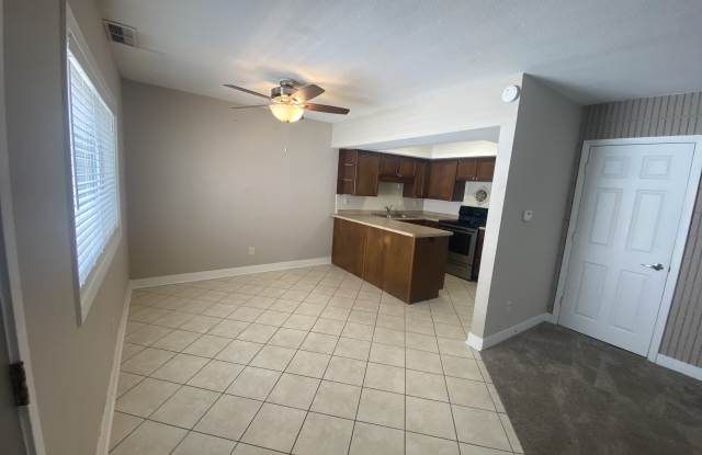 614 Ansborough Avenue - 4 photos photos