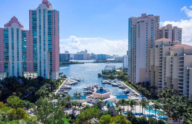 3340 NE 190th St photos photos