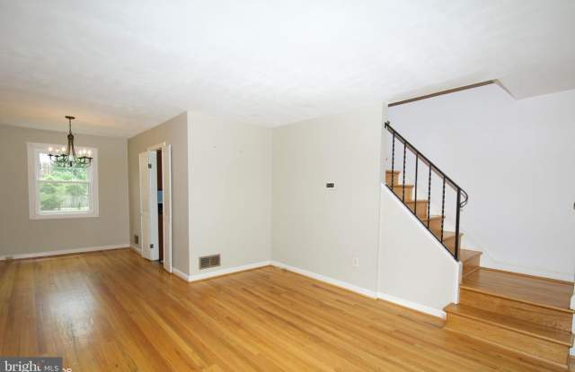 33 E ROSEMONT AVE Gallery 3