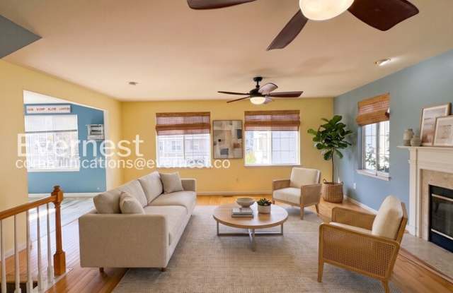 223 Mariners Point Drive Gallery 3