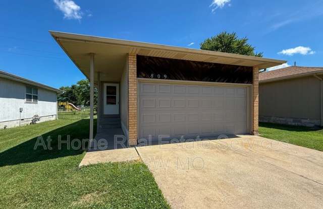 809 W Edgewood photos photos
