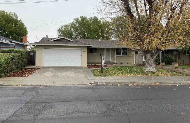 1217 Hargrove St - 1217 Hargrove Street, Antioch, CA 94509