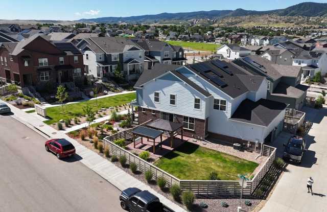 Charming 3BR House in Littleton - 9822 Rosalee Peak Street, Douglas County, CO 80125