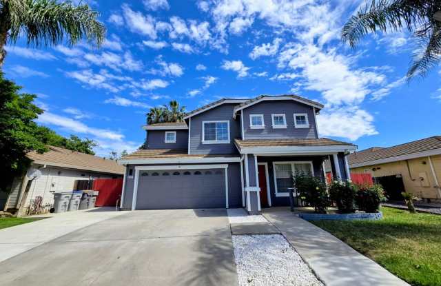 Bright & Spacious Woodland Home with Functional Layout 3 bed/2.5 bath photos photos