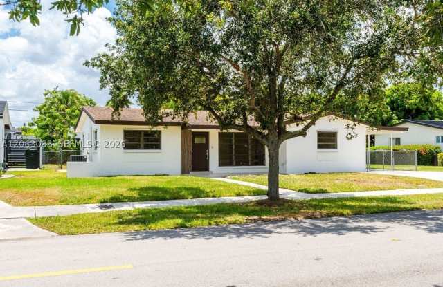 19390 Whispering Pines Rd Gallery 3