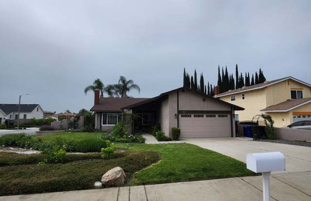 THIS HOUSE IS SPLIT in a quiet Rancho Cucamonga neighborhood photos photos THIS HOUSE IS SPLIT in a quiet Rancho Cucamonga neighborhood photos photos