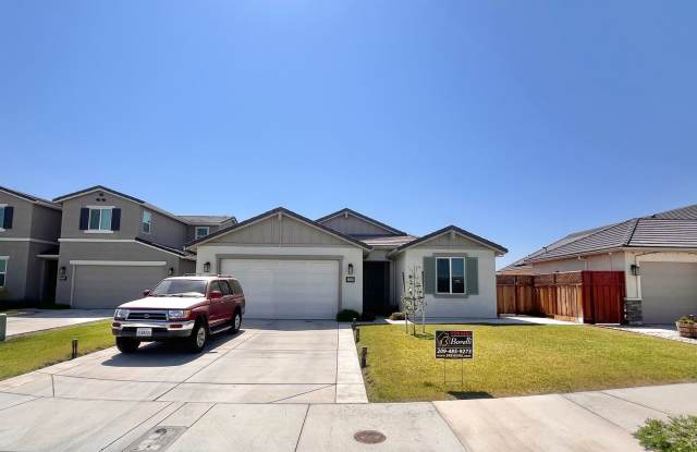 Beautiful 4 Bedroom, 2 Bath Home with Solar — in Prime Location! photos photos