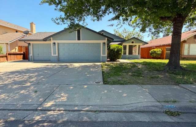 Beautifully Updated 3 Bedroom Home photos photos