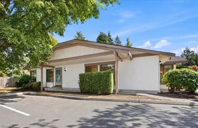 2Bd/2Ba Mill Creek Condo Gallery 1