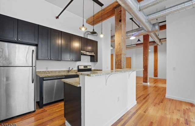 475 S Jefferson St photos photos