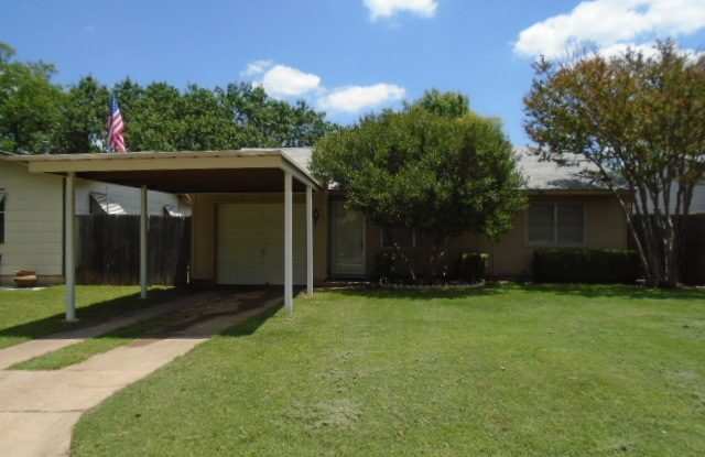 1801 Woodard Gallery 1