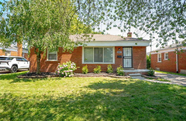 3 Bedroom Ranch - $2650 photos photos