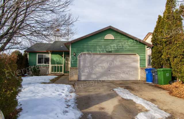Great 3 Bedroom, 2-bathroom home near Lake Loveland and Boyd Lake. - 2302 Turquoise Street, Loveland, CO 80537 Great 3 Bedroom, 2-bathroom home near Lake Loveland and Boyd Lake. - 2302 Turquoise Street, Loveland, CO 80537