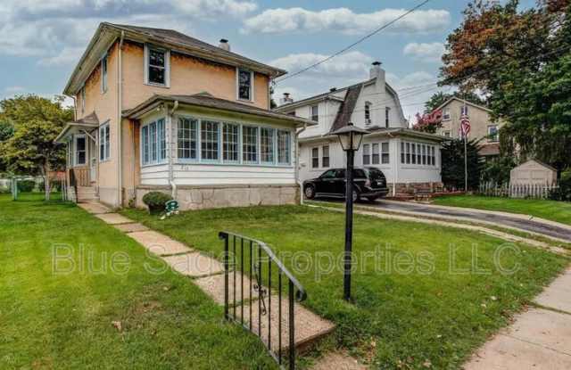 210 W Dupont St - 210 West Dupont Street, Ridley Park, PA 19078