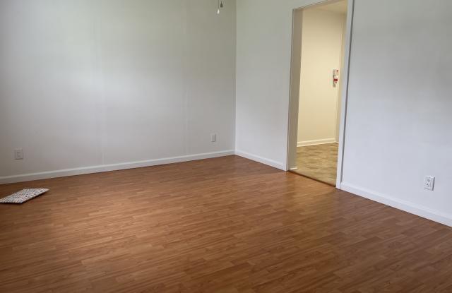 733 West Pennsylvania Avenue Gallery 3