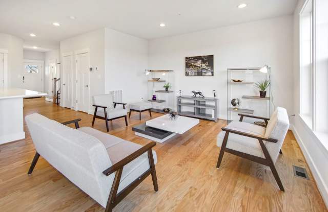 1407 Beaver Heights Ln Gallery 3
