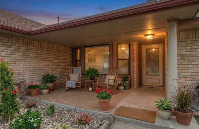 11124 Ashford Drive Gallery 2